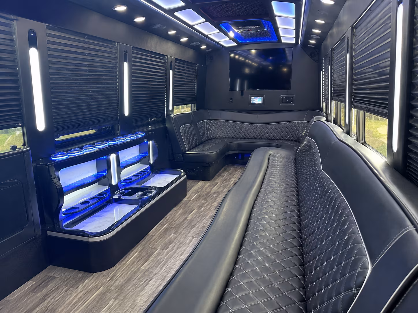Hialeah Winery Tour & Pub Crawl Transportation pickup coordination